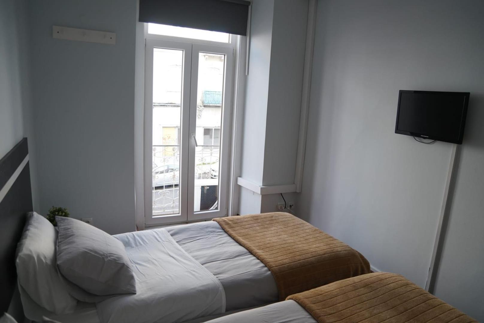 Bisengototo Homestay Lisbona Esterno foto