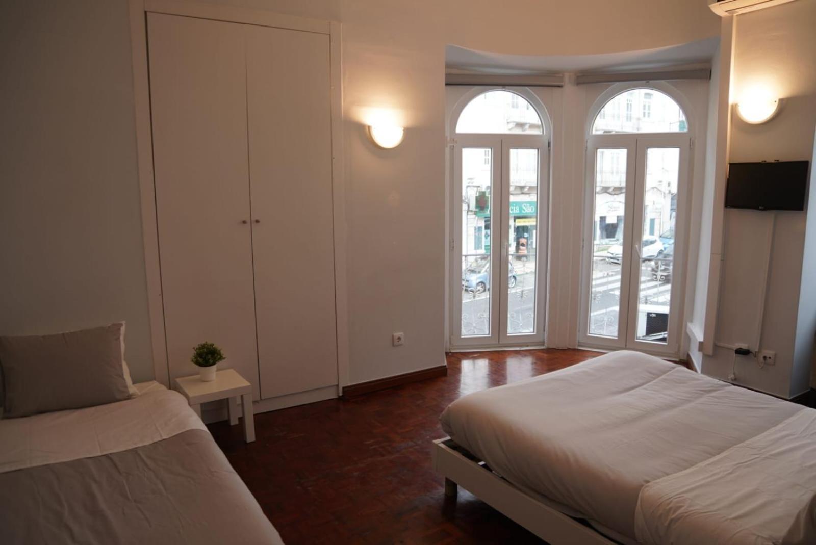 Bisengototo Homestay Lisbona Esterno foto