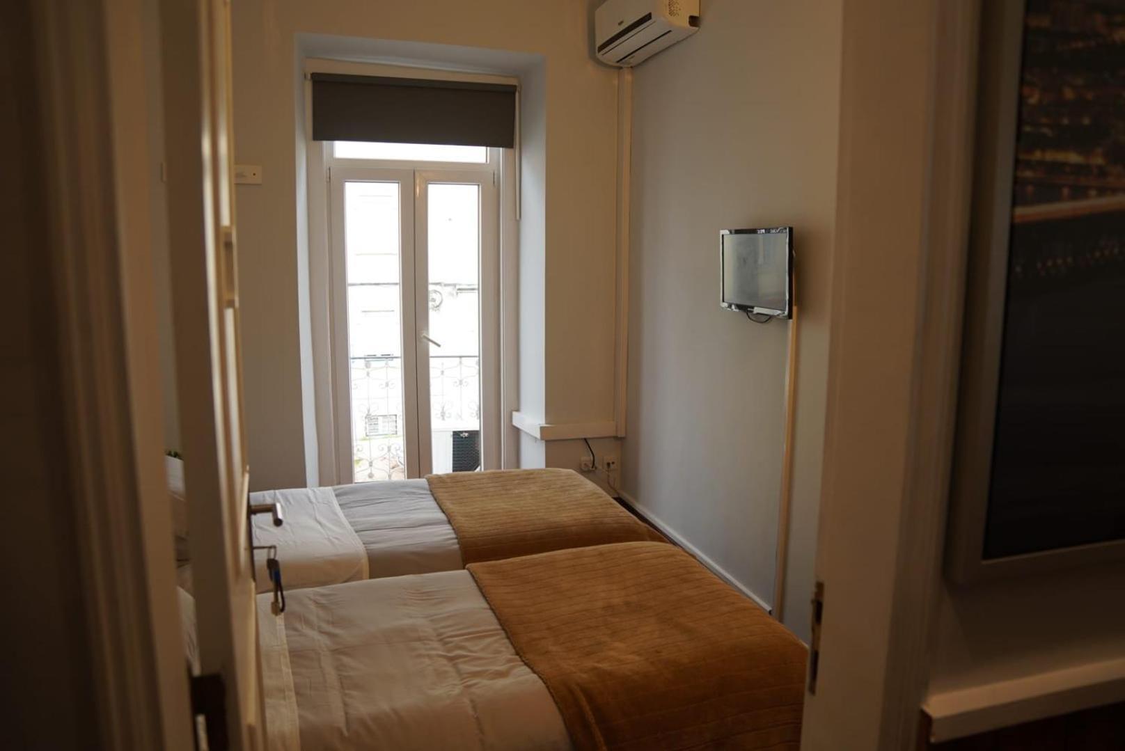 Bisengototo Homestay Lisbona Esterno foto