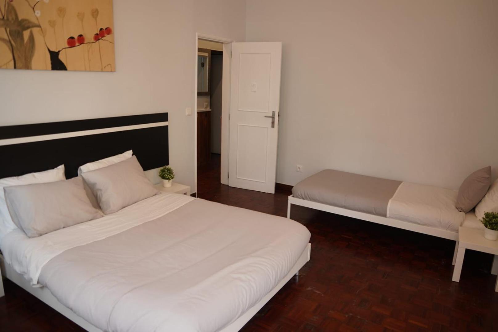 Bisengototo Homestay Lisbona Esterno foto